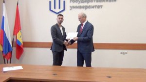 Врио ректора ТвГУ С.Н. Смирнов встретился со студентами-организаторами