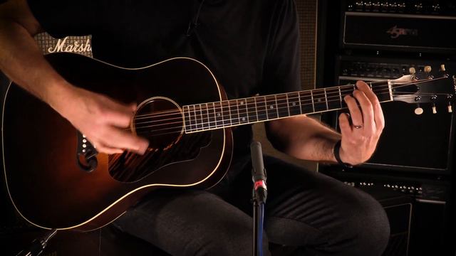 Gibson Custom Shop 1939 J-55 • Wildwood Guitars Overview смотреть онлайн