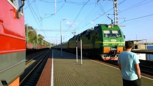 2ЭС4К-060 с поездом №36 Адлер - Санкт-Петербург
