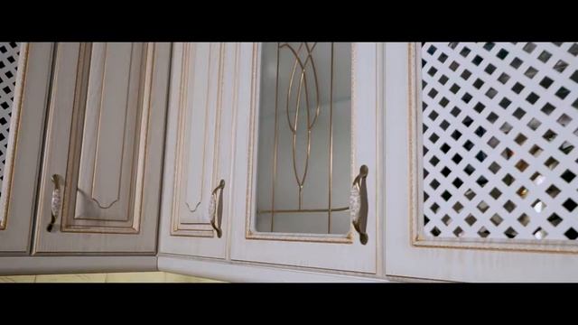 Отзыв о светлой кухне в классическом стиле. смотреть онлайн