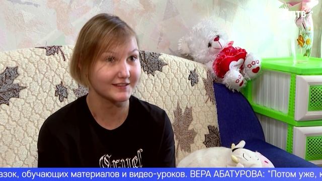 14-летняя уралочка научилась вязать крючком и теперь создаёт игрушки на продажу