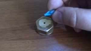Как заправить газовый баллончик под цанговый зажим. Простой переходник для заправки баллончика.