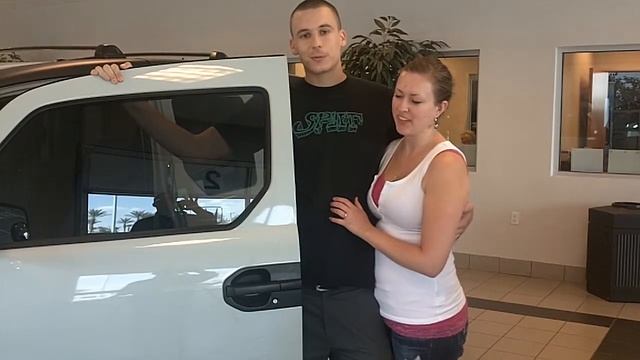 Stephen & Amy 2011 Honda Element Sales Testimonial. смотреть онлайн