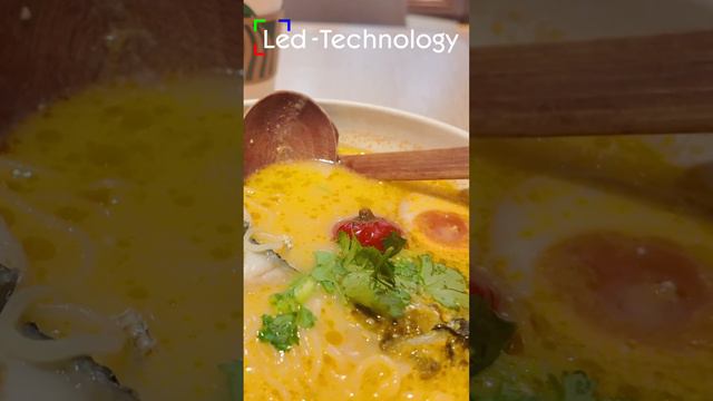 Традиционный китайский #noodles 😻 #ledtechnology #led #китай #китайскаяеда #китайскаякухня