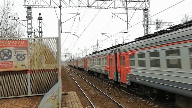 Электропоезд ЭД2Т-0041 «имени Зои Космодемьянской» сообщением Сергиев Посад - Москва "Ярославская". смотреть онлайн