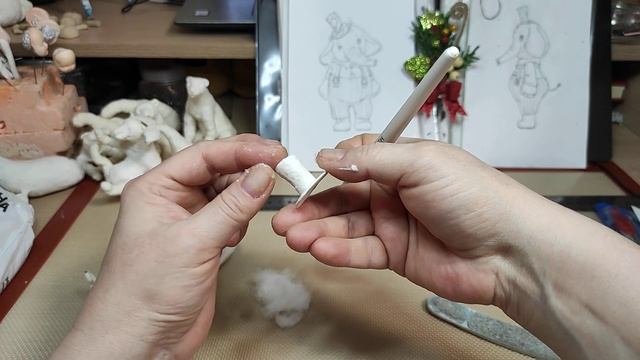? Ватная игрушка.СЛОНИК. из серии (слонов много не бывает). Урок 11. Шляпка. Надеваем рубашку.