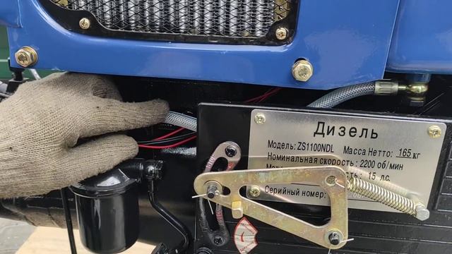Розпаковуємо та заводимо дизельний двигун ZS1100NDL 15к.с. з ящика.