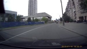Aviline видеорегистратор день