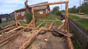 Строим гараж. Ставим фундамент из автомобильных покрышек. Тюнинг мотоблока. Жизнь в деревне.