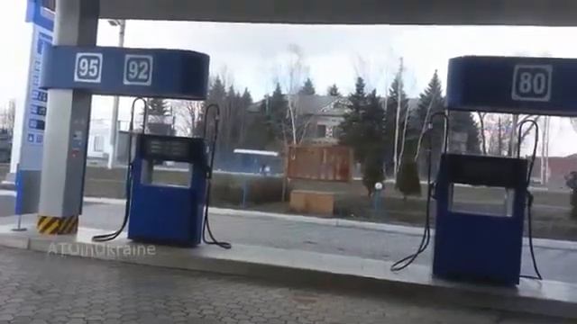 Колона танков под Российским флагом Макеевка смотреть онлайн