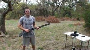 Как стреляют из дробовика настоящие мастера