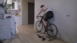 2020.05.31. Распаковка роллерного велостанок