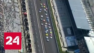 Российский гонщик дебютировал в NASCAR - Россия 24 