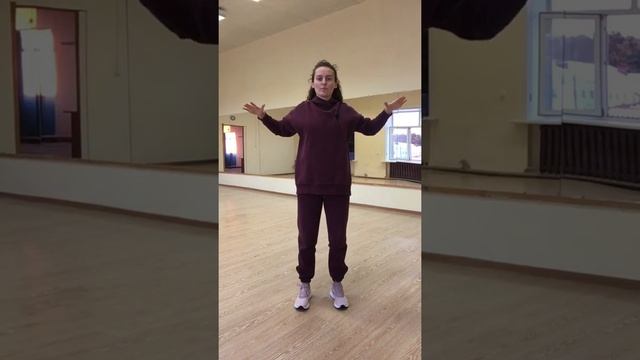 Простые упражнения для рук и плеч