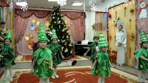 Танец Ёлочек. Я ёлка срвременная.ст гр