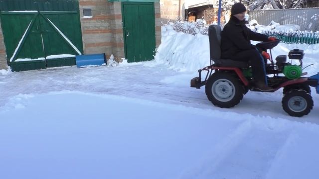 Лопата отвал 1,5 метра .Самодельная на минитрактор . смотреть онлайн