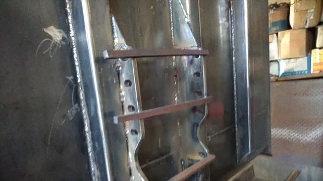 Изготовление кузова на Камаз 5511. Часть 5. Гидравлика. смотреть онлайн