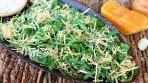 Салат с рукколой и сыром