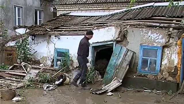 26 05 17 ПОДТОПЛЕНИЕ СУВОРОВСКАЯ смотреть онлайн