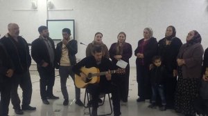 город прохладный цыгани славят Бога