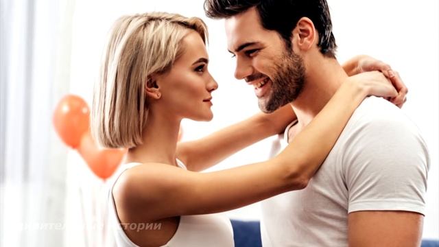 Вернулся из командировки пораньше и увидел дома жену с сестрой близняшкой и был ошарашен этим... смотреть онлайн