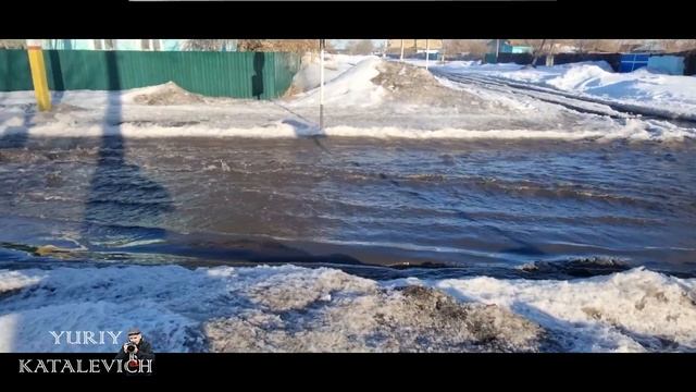 У нас можно проплыть по центральной улице на резиновой лодке, а как там Берлік Аулиеколь? Готовимся смотреть онлайн