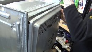 How to Replace an Oven Thermostat in an Electric Cooker