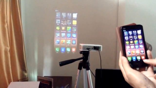 Miracast for Samsung Galaxy S4 to TV mini projector hands on Wifi display projector смотреть онлайн