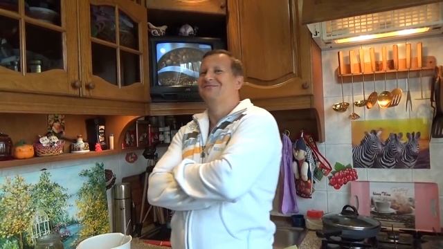 ОЧЕНЬ ВКУСНЫЙ САЛАТ ОЛИВЬЕ | Arina Belaja смотреть онлайн