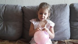 Стих "Мама и малыш".Насте 4 года.