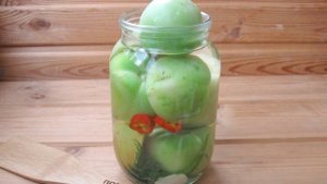 Зеленые помидоры маринованные на зиму