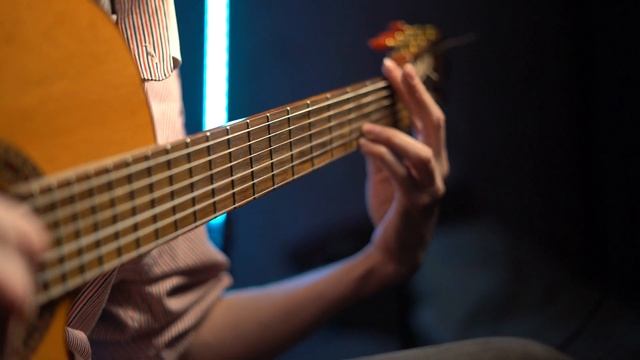 Шикарная мелодия на гитаре +ноты и табулатура смотреть онлайн