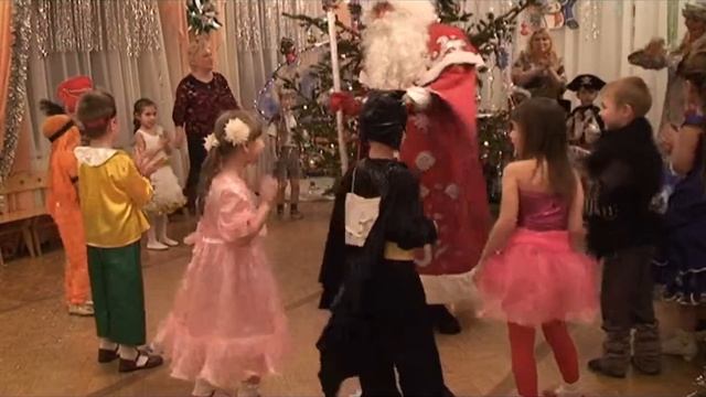 Новогодний утренник. смотреть онлайн