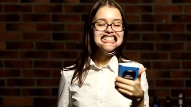 Настольная игра на отгадывание фраз из серии «Скажи, если сможешь» «Бубнилка» и «Что вы говорите»
