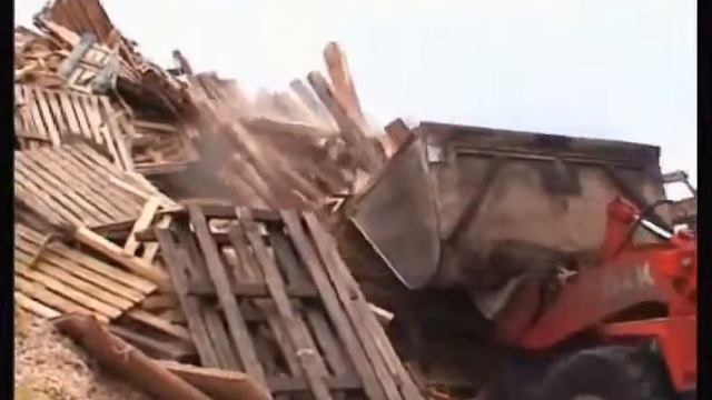Измельчение отходов древесины.mpg смотреть онлайн