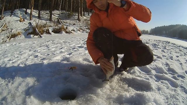 СУПЕРКЛЁВ ЛЕЩА на Исети 08/02/2018 ловля подлещика зимой на реке на мормышку