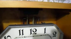 Часы ОЧЗ Янтарь с четвертным боем СССР 1965 г.