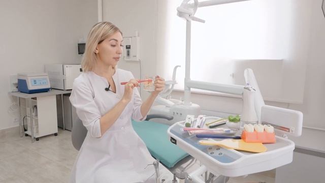 Как чистить зубы правильно? Как выбрать зубную щетку? #зубы #зубнаящетка #болитзуб