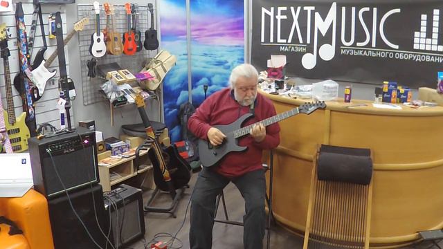 Ромка набирает учеников! #школагитары