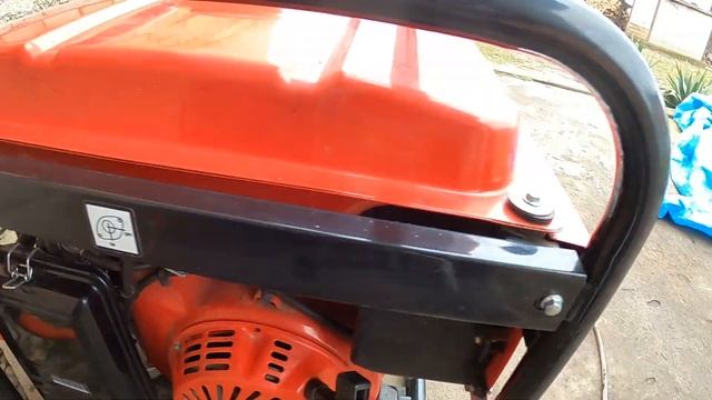 Бензин НЕ ПОТРІБНИЙ...Переводимо електро бензо генератор на природній ГАЗ !!!