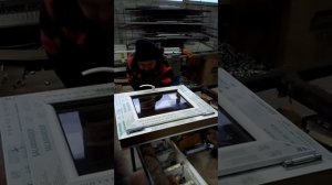 Как забить штапик на окне из ПВХ