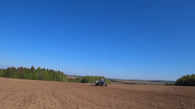 Посевная 2022. Два трактора МТЗ-82 с сеялками "БЫСТРИЦА". Кировец К-525Пр и К-739Ст.