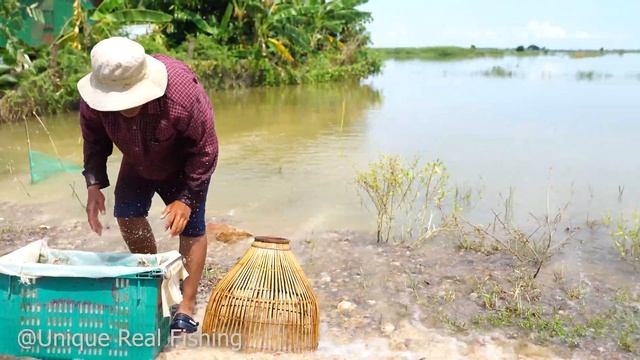 Best Fisherman Catching & Catfish On The Road Flooded - Amazing Fishing Water Crossing 2021