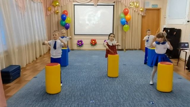 Юбилей детского сада МБДОУ  г. Мурманска №104 "Радость".            Сказка "Цветик - семицветик".
