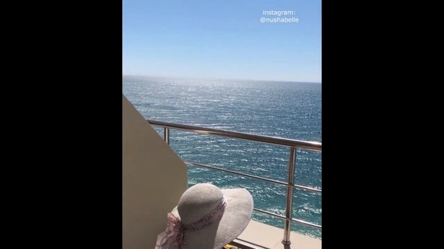 Отвезла бабушку на море! Бабушка видит море первый раз в жизни смотреть онлайн