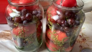 СУПЕР ЗАГОТОВКА НА ЗИМУ ПОМИДОРЫ С ВИНОГРАДОМ ИЗАБЕЛЛА