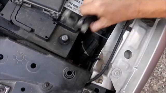 Как добраться к ЭБУ, блоку управления двигателем смотреть онлайн