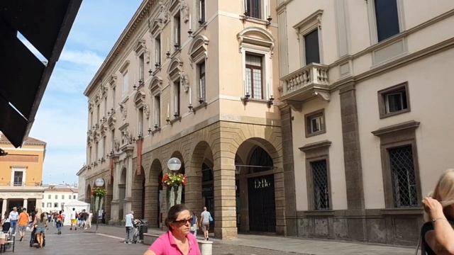 Италия Жасмин Падуя стритстайл летний итальянок смотреть онлайн