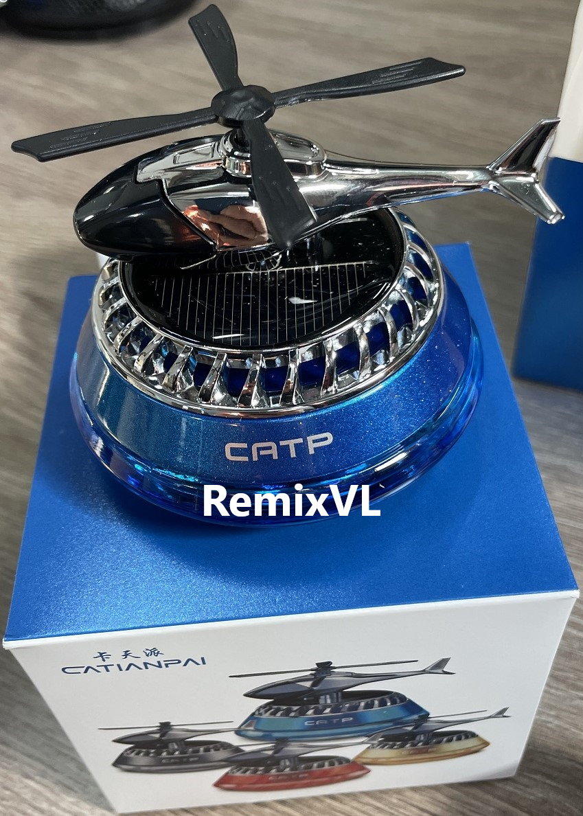 Магазин RemixVL: Видео обзор ароматизатор на панель автомобиля на солнечных батареях в виде вертолет