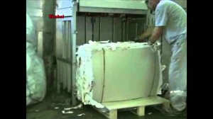 Пресс для макулатуры. Пресс для картона. Вертикальный пресс Ekopack 200. http://www.netmus.ru